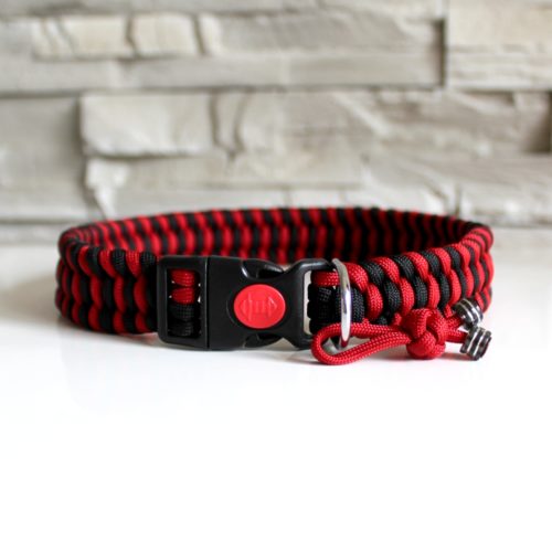 collier en paracord rouge